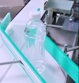 detector de metais com transporte de garrafas 